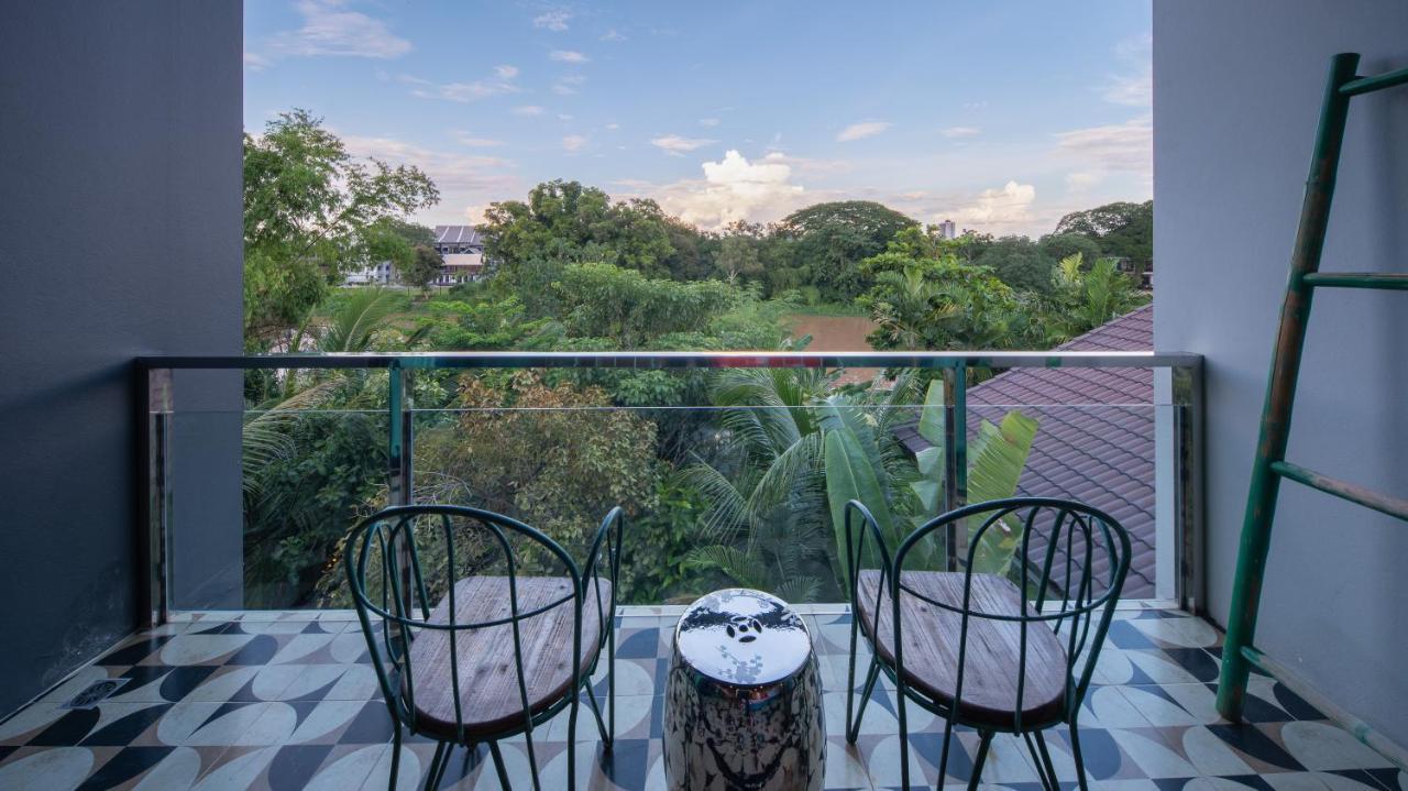 River Art Hotel Chiang Mai Dış mekan fotoğraf
